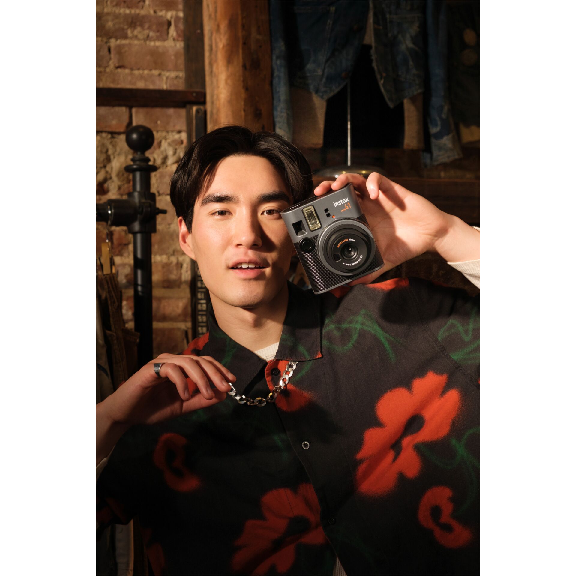 FUJIFILM INSTAX CÁMARA INSTANTÁNEA MINI 41 NEGRA - Imagen 17